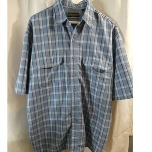Field & Stream Men's Large Button Up Collared Shirt Mesh Venting Pockets